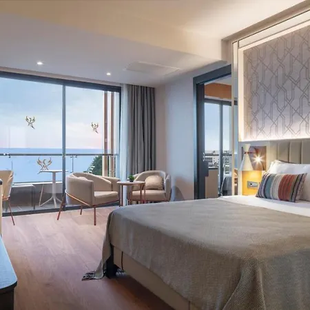 Mylome Luxury & 5* אוקורקאלאר