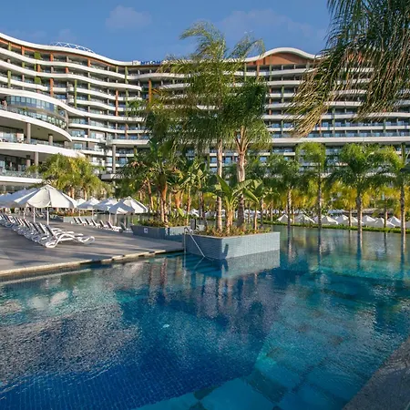 Mylome Luxury & Hotel 5*